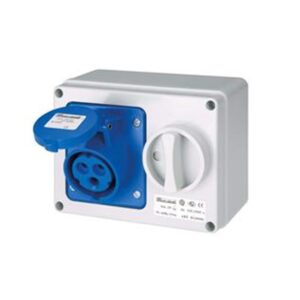 EC - PRESA IOSBF CON FONDO IP44 220V 2P